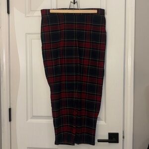 Banana Republic Hayden Red and Navy Plaid Tapered Pants - 10P